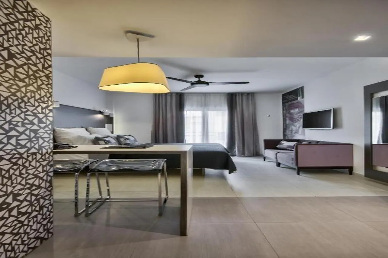 Hotel Valentina Saint Julian's