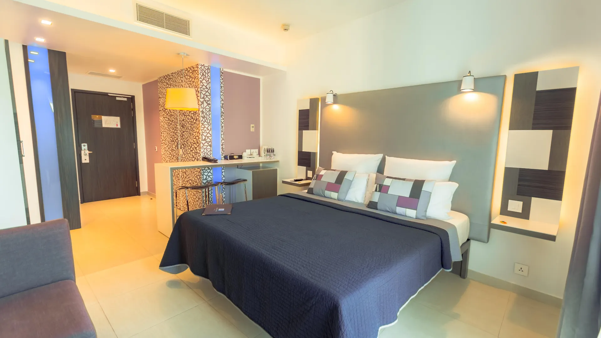 Hotel Valentina San Ġiljan