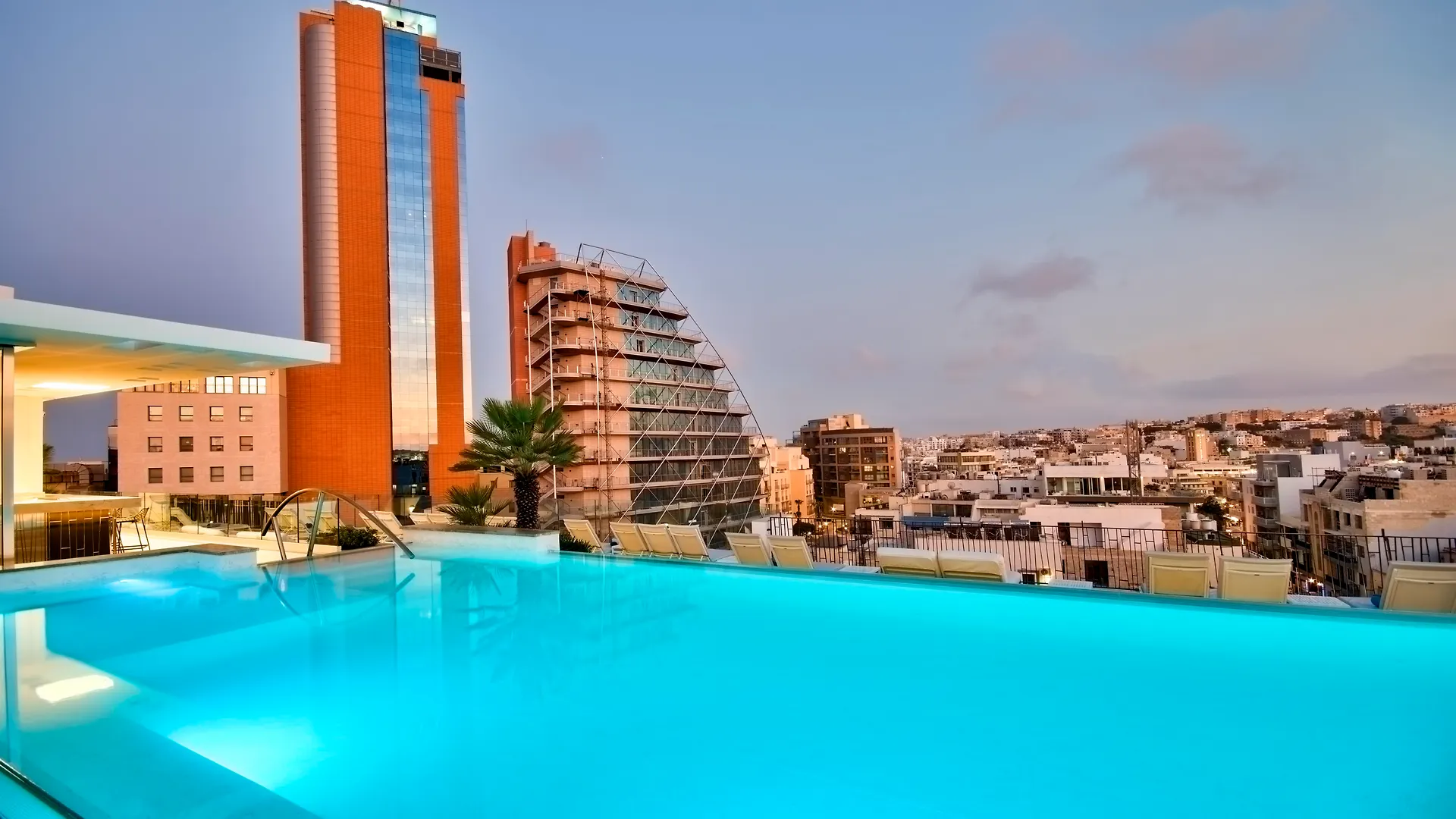 Hotel Valentina Saint Julian's 3*,