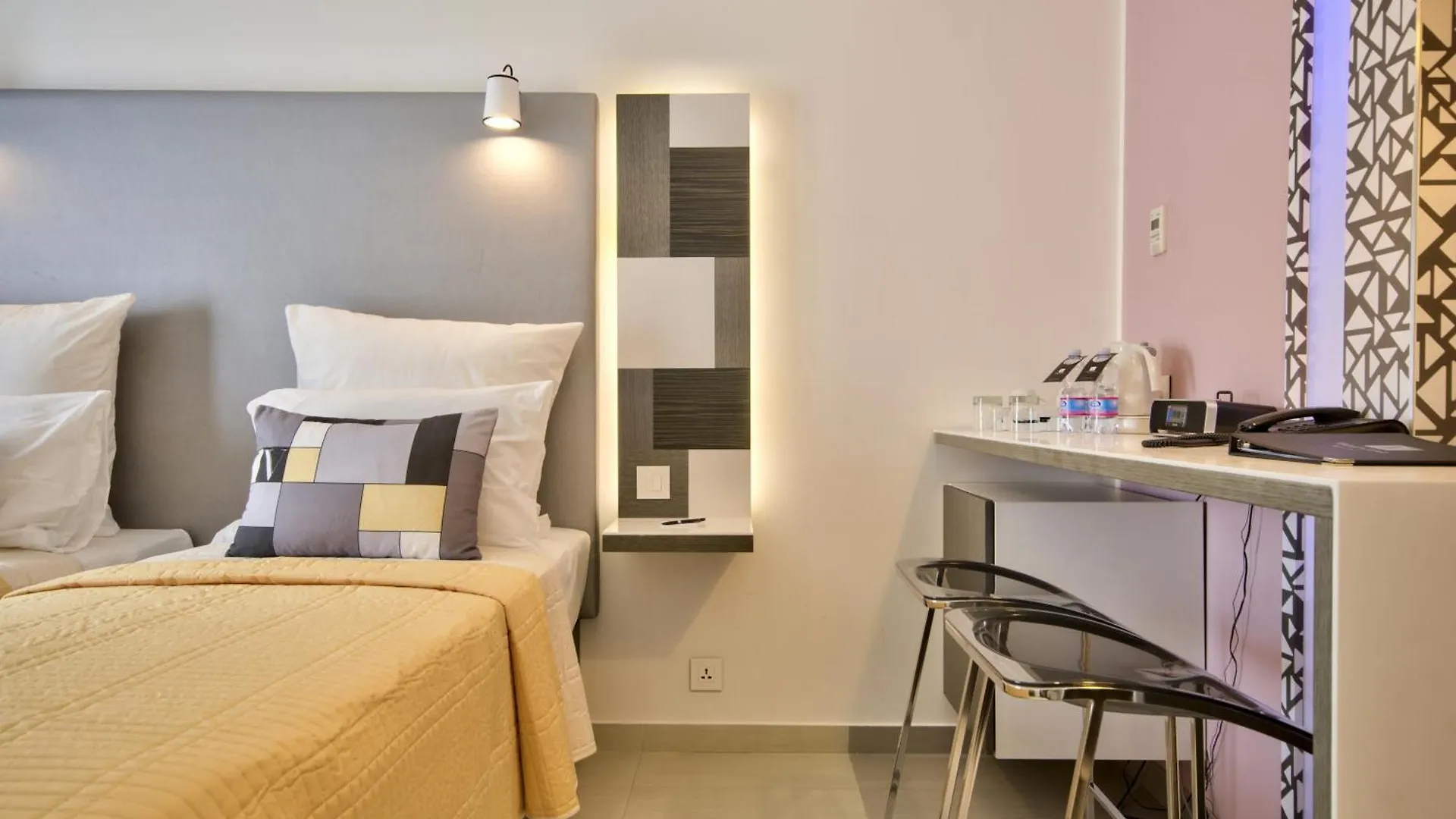 Hotel Valentina Saint Julian's